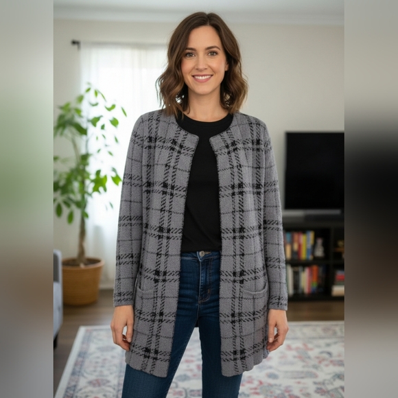 Lily Morgan Sweaters - Elegant Gray Plaid Women's Cardigan